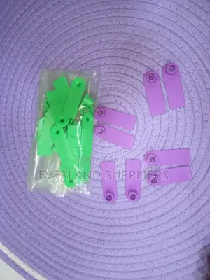 Handling-Friendly Ear Tags - Brand New