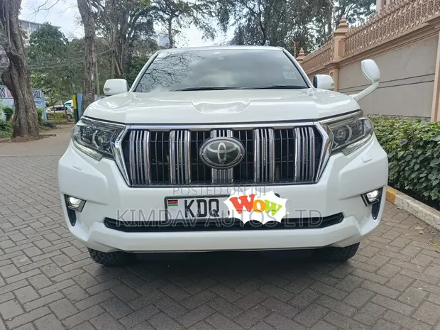 Toyota Land Cruiser Prado 2.8 2017 White - 1