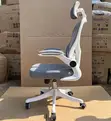 White Ergonomic Office Chair - Modern Comfortable Desk Seat - 4
