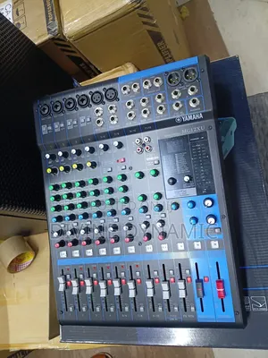 Brand New Yamaha MG12XU Mixer
