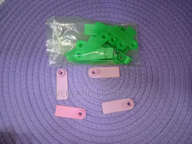 Everland Ear Tags - Long-Wear Identification - 1