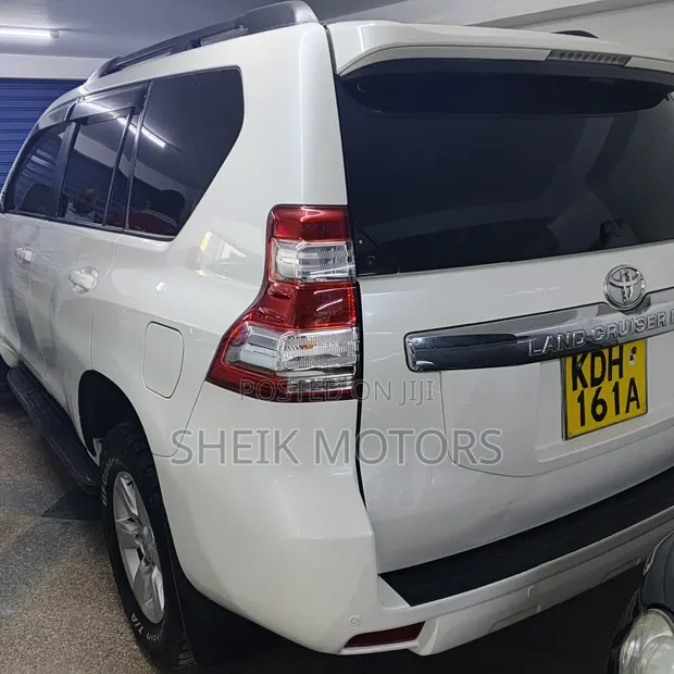 Toyota Land Cruiser Prado 2016 White - 1