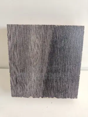Black Oak Chipboard 18mm x 1830mm x 2750mm