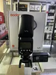 Godox V1 Round Head Flash for Canon - 2