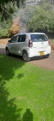 Toyota Passo 2012 White - 4