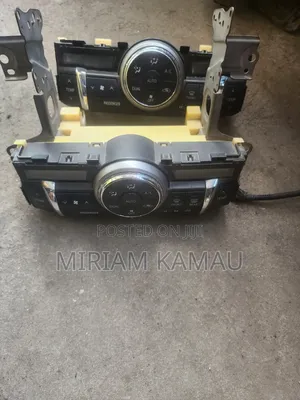 Toyota Mark X AC Control Unit