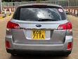 Subaru Outback 2.5i 2010 Nyeupe - 3