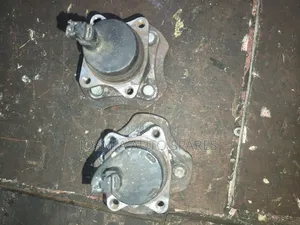Toyota Vancago Rear Hub Bearing (Used)