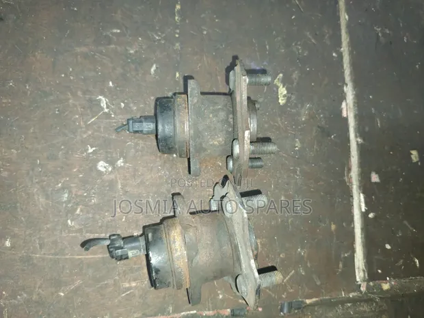 Toyota Vitz Old Model Rear Hub Bearing - 1