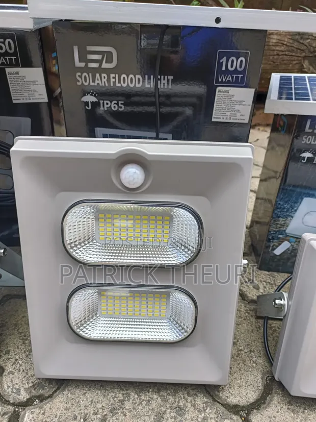 Solar Flood Light - Mpya Kabisa - 1