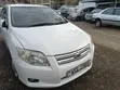 Toyota Axio 2010 Nyeupe - 2