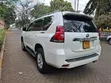 Toyota Land Cruiser Prado 2.8 2018 Nyeupe - 5