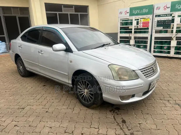 Toyota Premio 2006 Silver - 1