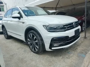 2019 Volkswagen Tiguan 2.0T SEL Premium R-Line AWD