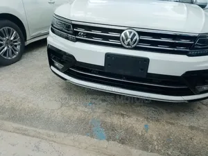 2019 Volkswagen Tiguan 2.0T SEL Premium R-Line AWD
