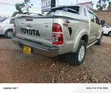 Toyota Hilux 2012 Nyeupe - 3