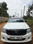 Toyota Hilux 2015 Double Cab Pickup - 3