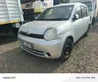 Toyota Sienta 2006 Nyeupe - 3