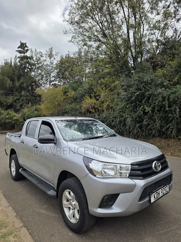 Toyota Hilux Revo Double Cab Diesel 2.4 RWD 2022 - 1
