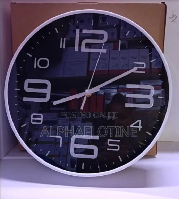 Analog Wall Clock with Hidden Spy Camera - 1