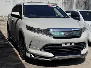 Toyota Harrier 2.5 Hybrid 4WD 2020 Nyeupe