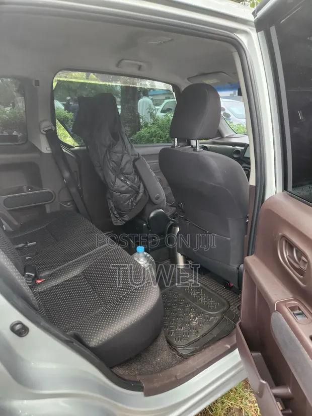 Toyota Porte 1.5 FWD 2017 Nyeupe - 1