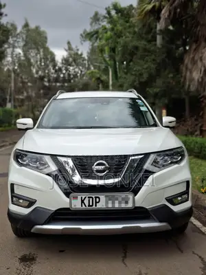 2017 Nissan X-Trail 2.0 Petrol AWD White