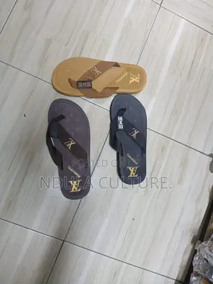 Louis Vuitton Slippers/Sandals za Kuteleza