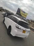 Toyota Wish 2013 Nyeupe - 5