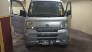 Daihatsu Hijet 8-Seater 2014 Silver