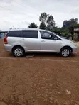 Toyota Wish 2009 Silver - 4