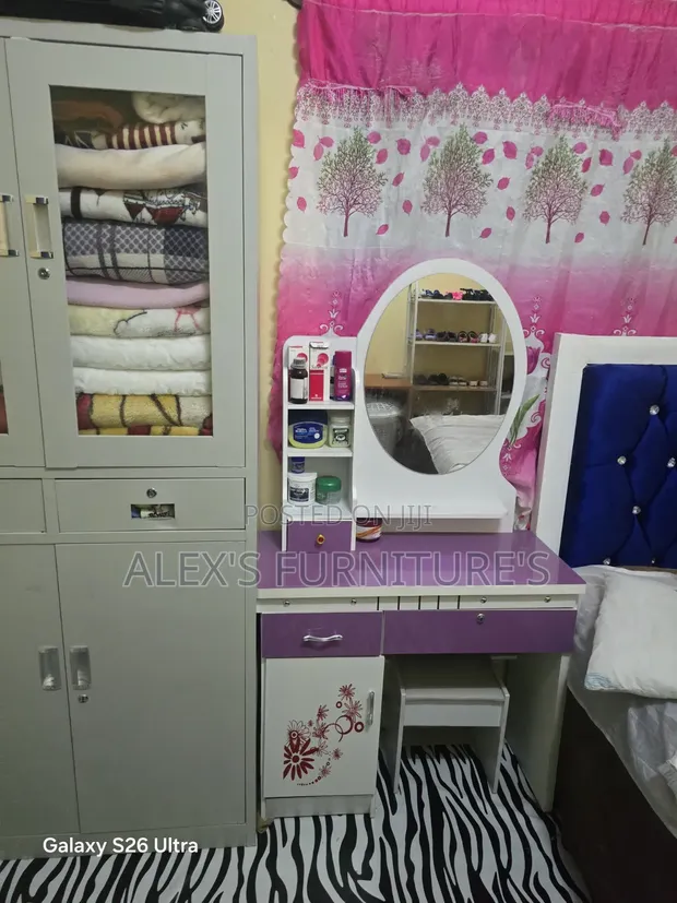 Luxury Modern Dressing Table - 1