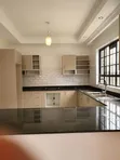 Bungalow ya Vyumba 4 vya Kulala kwa Kukodisha Karen C - 4