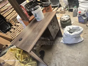 Luxury Modern Office Desk / 0.9m Home Office Desk