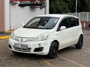 Nissan Note 2012 Nyeupe