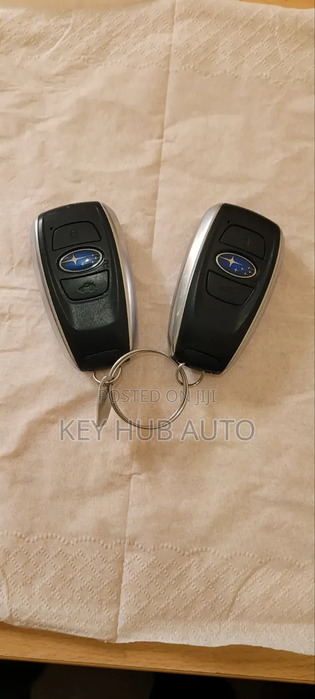 Experienced Technicians for Vehicle Key Programming - 1