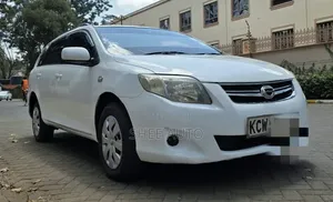 Toyota Corolla Fielder 2012 - White