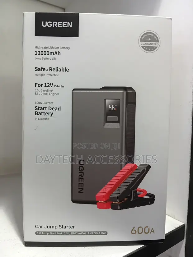 UGREEN ES702 12000mAh Car Jump Starter (Model 35977) - 1