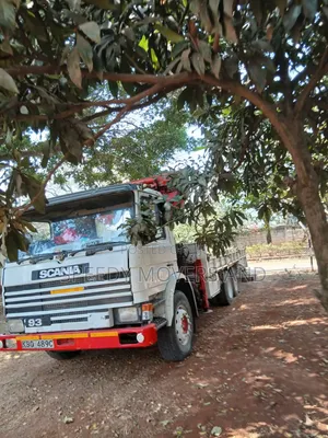 10 Wheeler Low Bed Truck for Hire