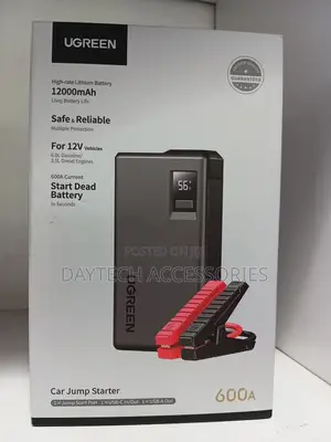 UGREEN ES702 12000mAh Jump Starter Power Pack