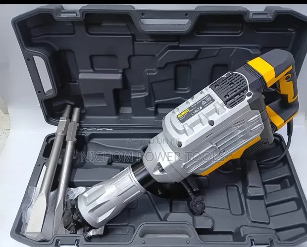 Dewalt 3800W Demolition Hammer/Breaker - 1