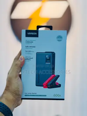 UGREEN 12000mAh Car Battery Jump Starter