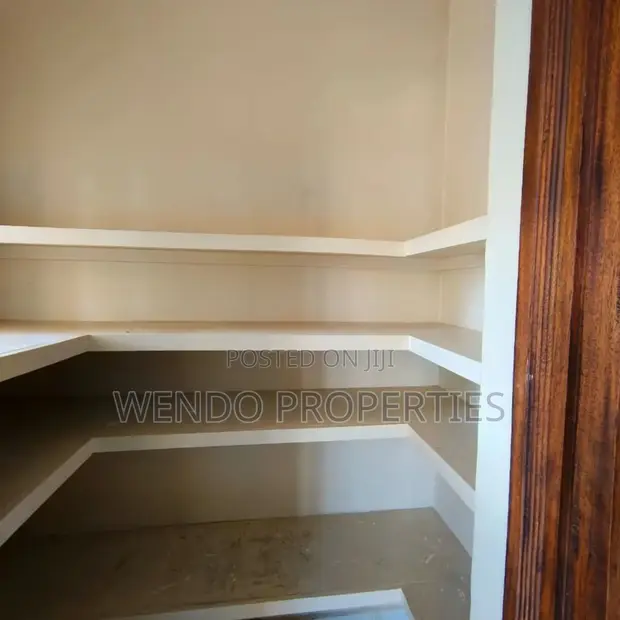 Ghorofa ya Vyumba 4 vya Kulala Duplex na DSQ kwa Ajili ya Kukodisha Lavington - 1