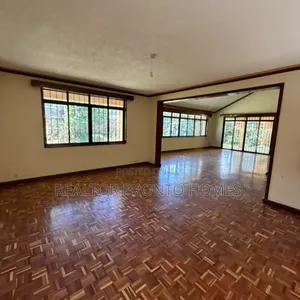 5-Bedroom All-Ensuite Townhouse with DSQ in Lavington, Valley Arcade for Sale