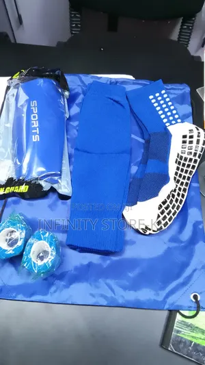 Football Shin Guards with Compression Socks Set