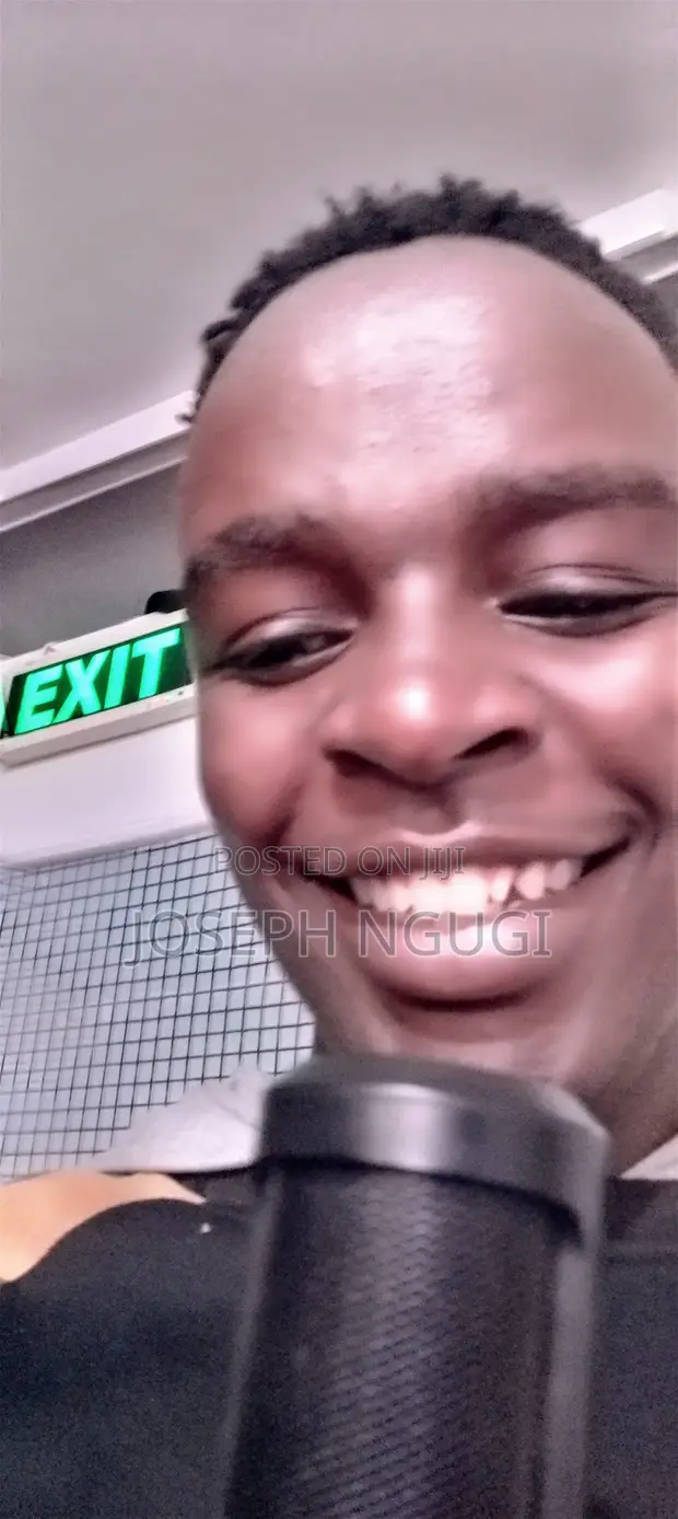 Mwandishi Freelance & Mhitimu wa IT/Electrical Engineering - 1