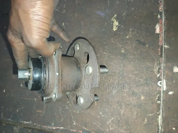 Toyota Rumion Rear Hub Bearing (Iliyo tumika) - 1