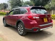 Subaru Outback 2017 Nyekundu - 4