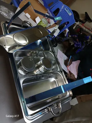Chafing Dish ya Chuma cha Kutolea Mvuke ya Mstatili yenye Trei Tatu
