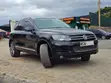 Volkswagen Touareg 2011 Nyeusi - 1